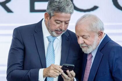 lira-e-lula-se-reunem-no-alvorada-em-meio-a-bloqueio-de-emendas