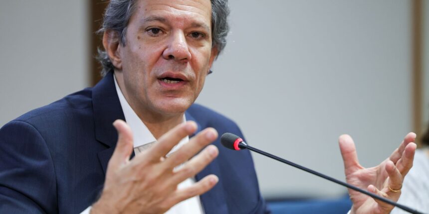 haddad-desmente-fake-news-sobre-taxa-para-veiculos-com-mais-de-20-anos